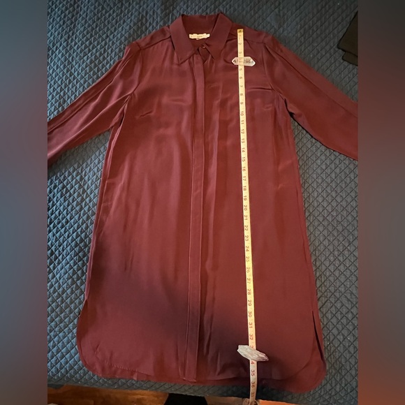 Vince cranberry size 8 tunic 100% silk - Picture 8 of 10